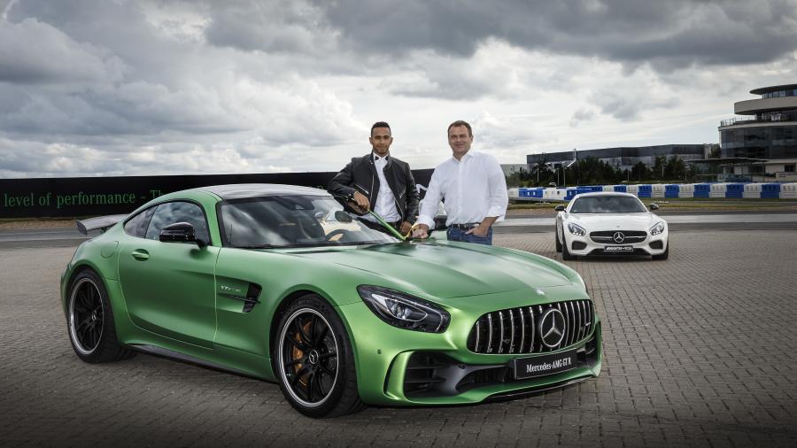  Mercedes-AMG GT R 2016 года  (фото 54 из 92)